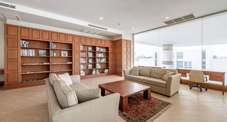 Wohnung zum Kauf mit 3 Zimmer in Dusit, Bangkok