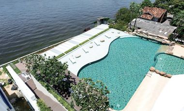 For sale 3 bedrooms condo in Dusit, Bangkok