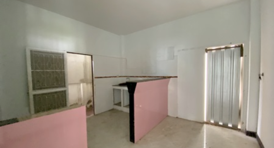Haus zum Kauf mit 2 Zimmer in Mueang Rayong, Rayong