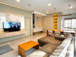 Haus zur Miete mit 4 Zimmer in Prawet, Bangkok