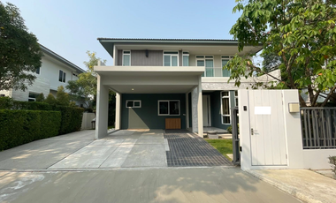 Casa en alquiler de 4 habitaciones en Prawet, Bangkok
