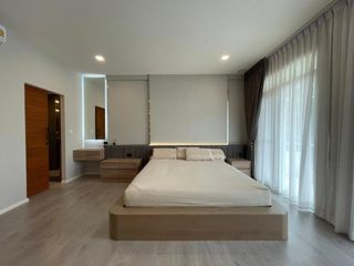 Haus zur Miete mit 4 Zimmer in Prawet, Bangkok