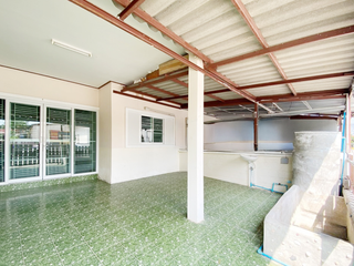 Casa adosada en venta de 2 habitaciones en Mueang Rayong, Rayong