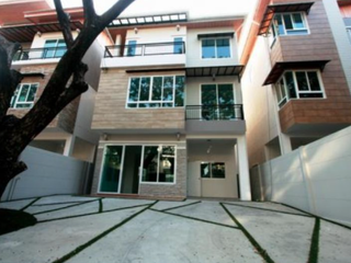 Oficina en venta en Wang Thonglang, Bangkok