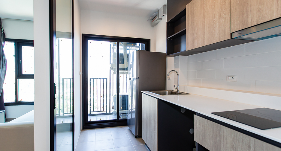 For sale 2 bedrooms condo in Phasi Charoen, Bangkok
