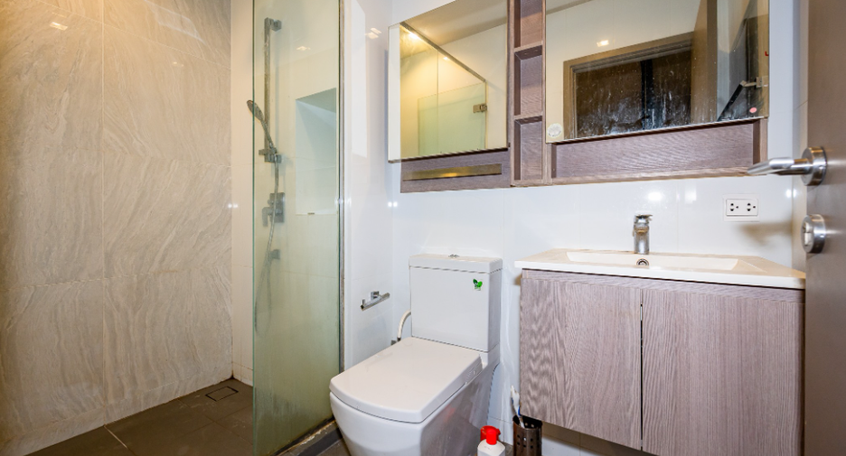 For sale 1 bed condo in Bang Sue, Bangkok