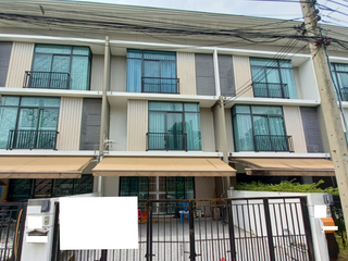Продажа 4 спальни таунхаус в Mueang Nonthaburi, Нонтабури