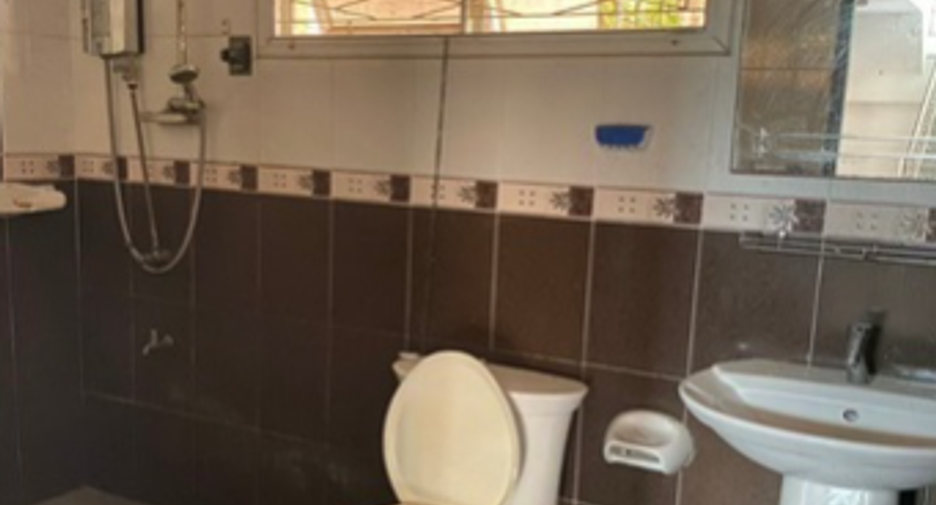 À vendre 5 chambres maison à Sattahip, Pattaya