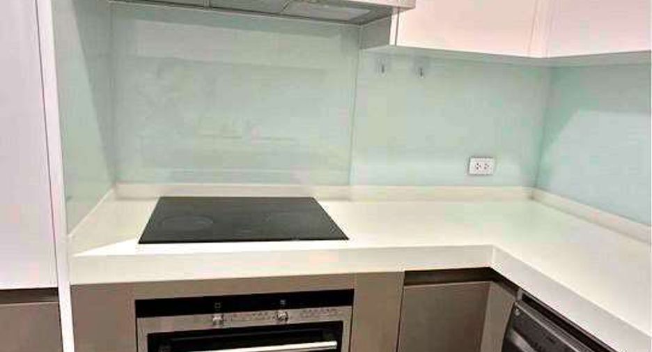 Condo en alquiler de 2 habitaciones en Pathum Wan, Bangkok