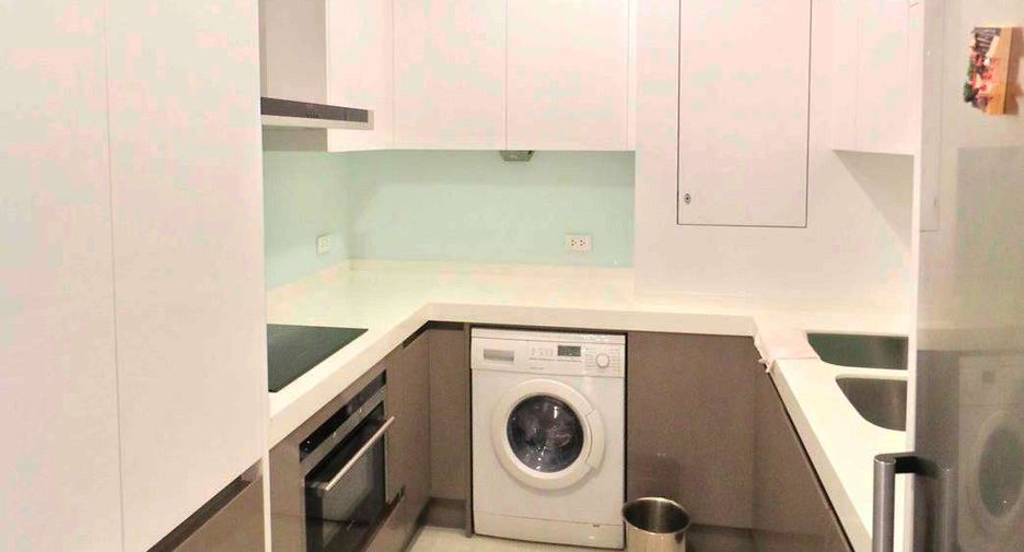 À louer 2 chambres condo à Pathum Wan, Bangkok