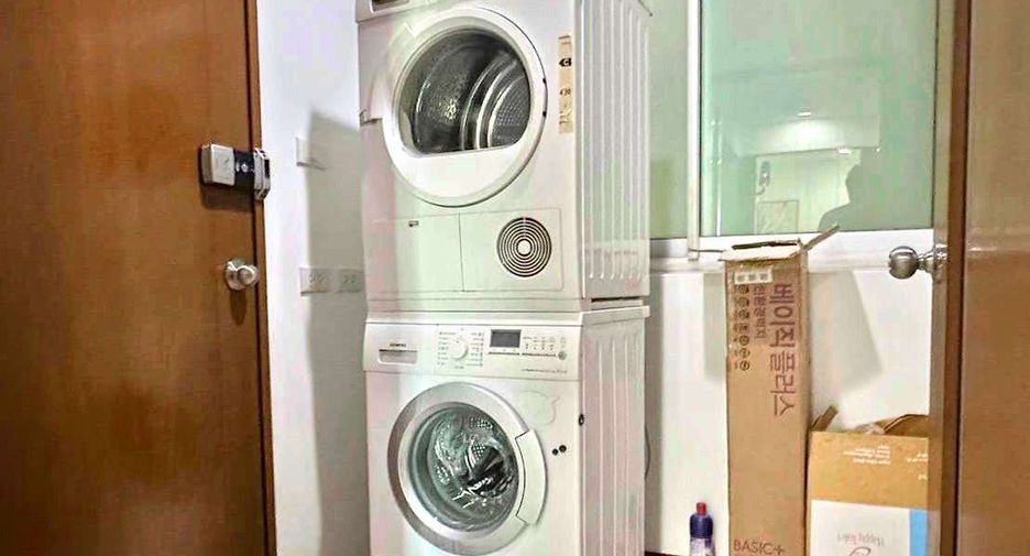 Wohnung zur Miete mit 2 Zimmer in Pathum Wan, Bangkok