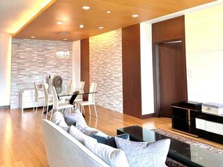 Wohnung zur Miete mit 2 Zimmer in Pathum Wan, Bangkok