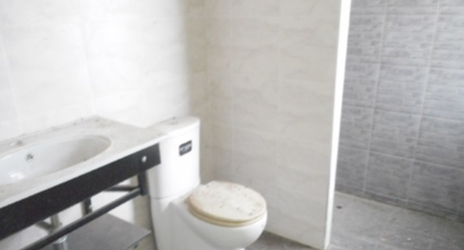 For sale 2 bedrooms house in East Pattaya, Pattaya