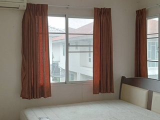 Casa en venta de 3 habitaciones en Khlong Sam Wa, Bangkok