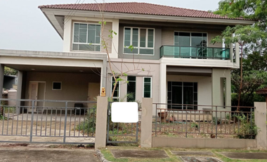 For sale 3 bedrooms house in Khlong Sam Wa, Bangkok