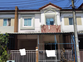 For sale 3 bedrooms townhouse in Sai Mai, Bangkok