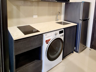 Condo en venta de 1 habitaciones en Huai Khwang, Bangkok