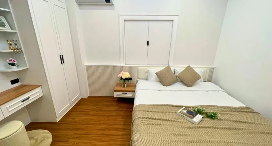 For rent 4 bedrooms villa in Bang Lamung, Chonburi
