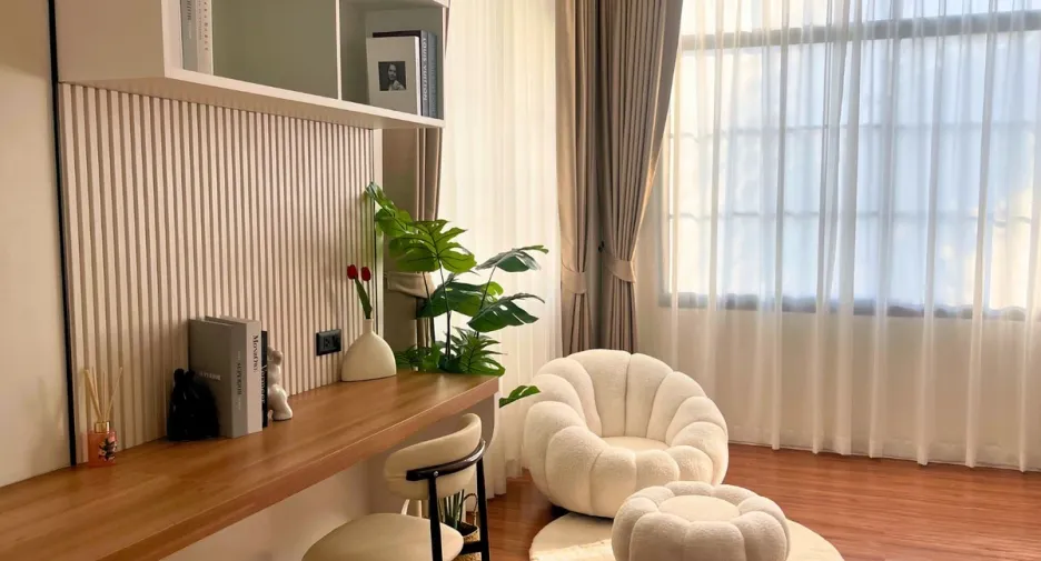 For rent 4 bedrooms villa in Bang Lamung, Chonburi