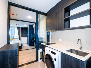 For sale 1 bed condo in Huai Khwang, Bangkok