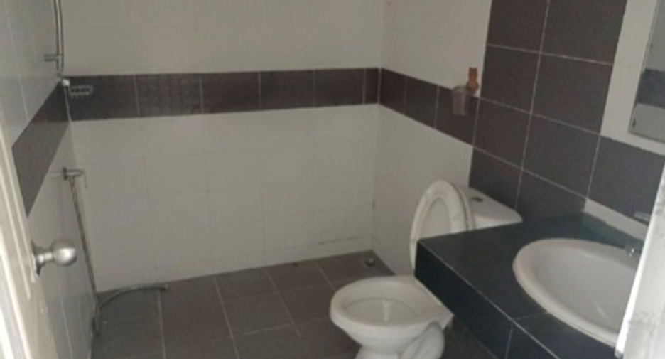 For sale 2 ベッドルーム house in Si Racha, Chonburi