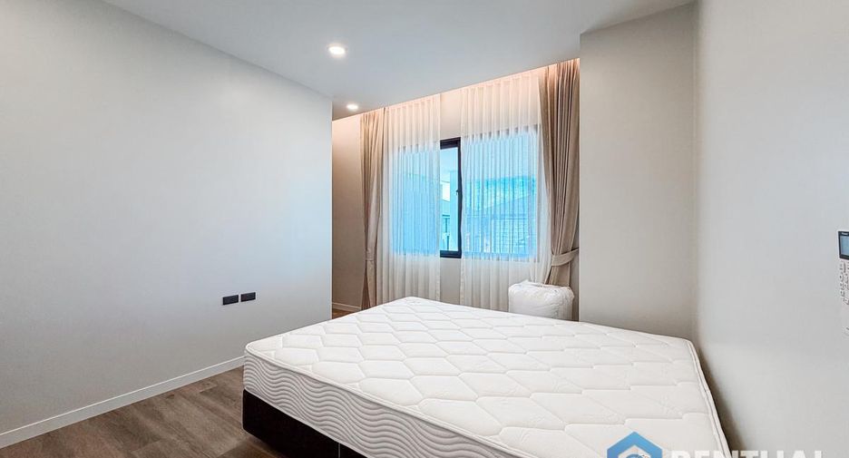 For sale 3 bedrooms house in East Pattaya, Pattaya