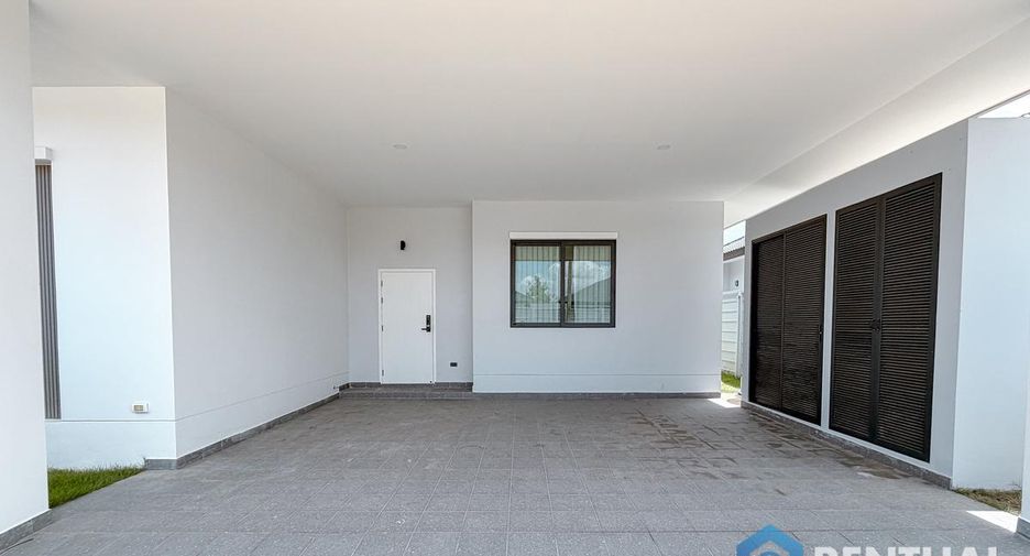 For sale 3 bedrooms house in East Pattaya, Pattaya