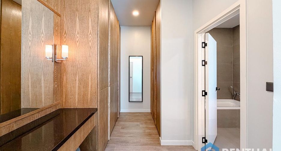 For sale 3 bedrooms house in East Pattaya, Pattaya