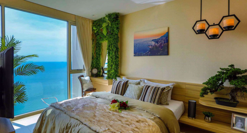 For sale 2 bedrooms condo in North Pattaya, Pattaya