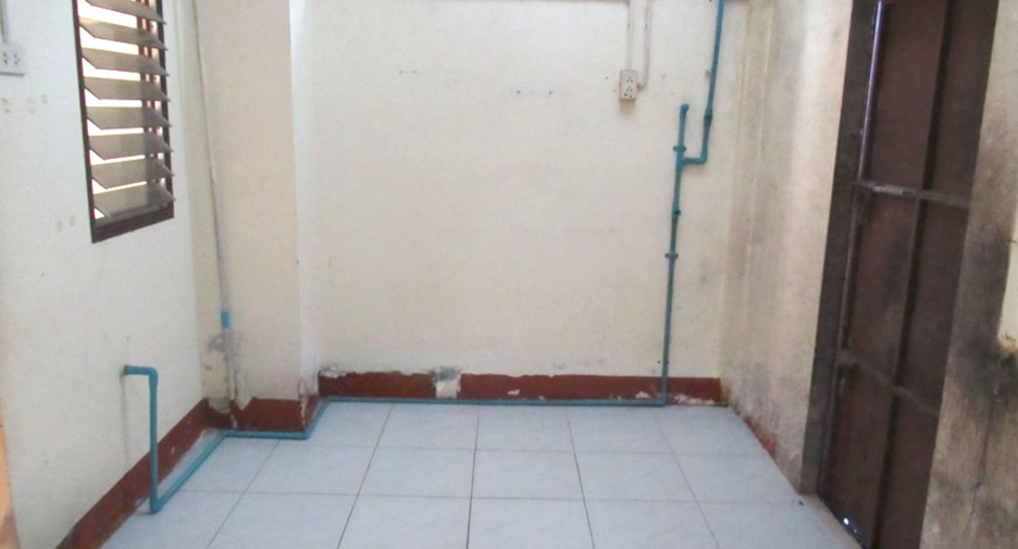 For sale 2 bedrooms retail Space in Na Thawi, Songkhla