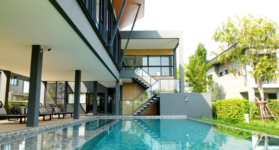 Casa adosada en venta de 3 habitaciones en Lat Krabang, Bangkok