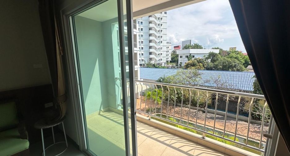 For sale 11 bedrooms hotel in Bang Lamung, Chonburi