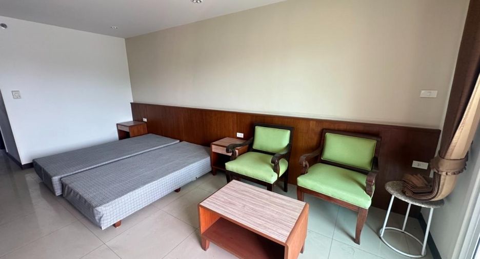 For sale 11 bedrooms hotel in Bang Lamung, Chonburi