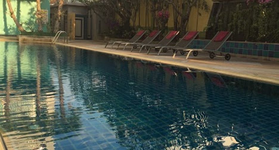 For sale 11 bedrooms hotel in Bang Lamung, Chonburi