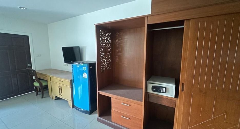 For sale 11 bedrooms hotel in Bang Lamung, Chonburi