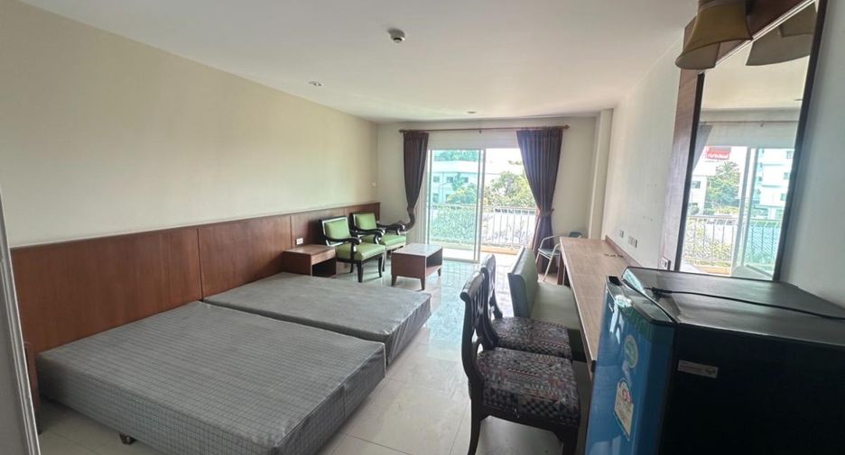 For sale 11 bedrooms hotel in Bang Lamung, Chonburi