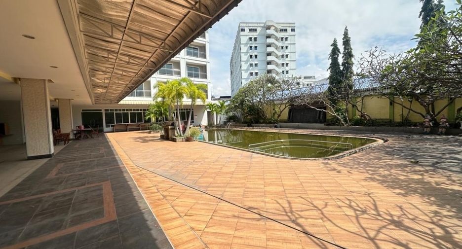 For sale 11 bedrooms hotel in Bang Lamung, Chonburi