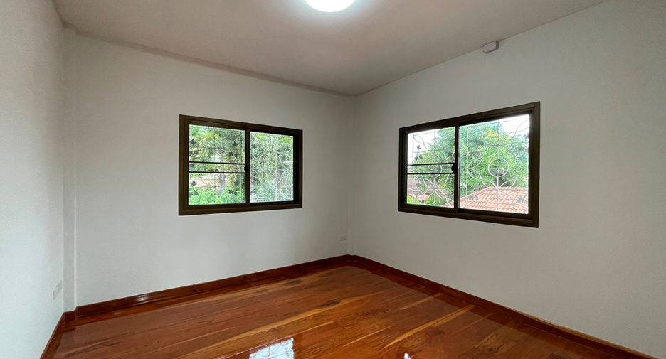 For sale 3 ベッドルーム house in Mueang Udon Thani, Udon Thani