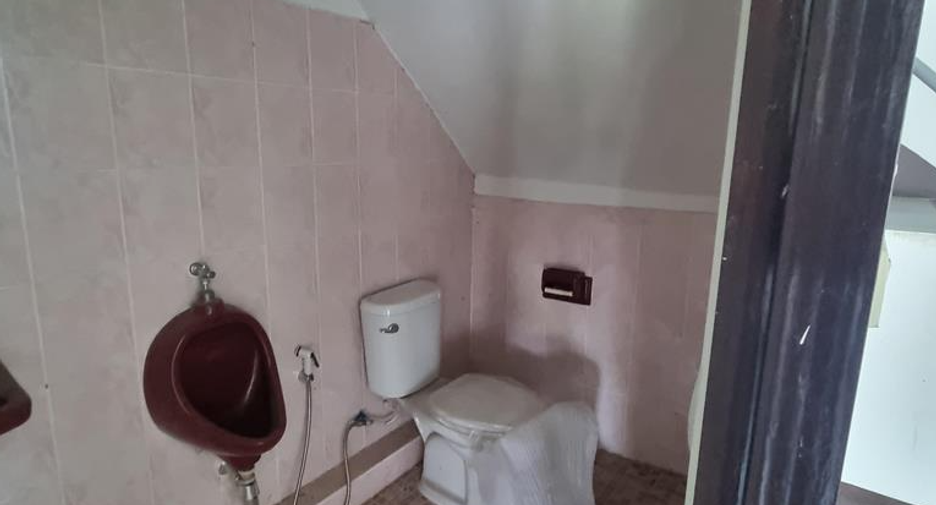 Gewerbefläche zum Kauf mit 1 Zimmer in Mueang Phrae, Phrae
