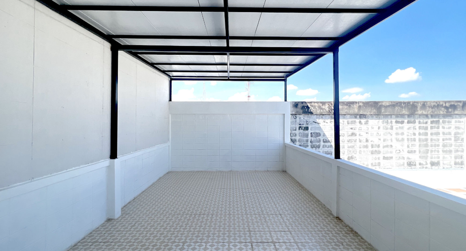 For sale 1 bed retail Space in Bueng Kum, Bangkok