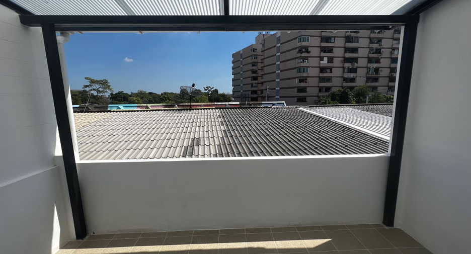 For sale 1 bed retail Space in Bueng Kum, Bangkok