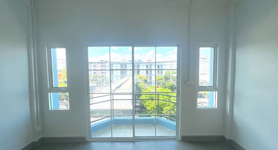 For sale 1 bed retail Space in Bueng Kum, Bangkok