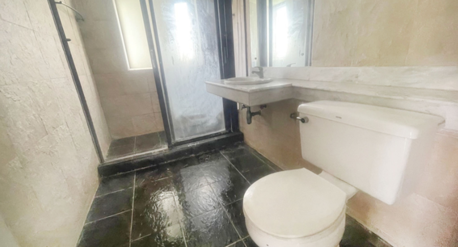 For sale 2 bedrooms condo in Thung Khru, Bangkok