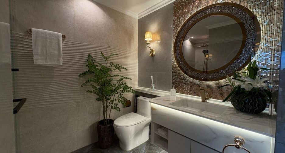 For sale 2 ベッドルーム condo in Pratumnak, Pattaya