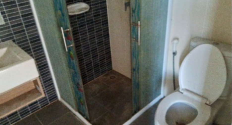 À vendre 1 chambre maison de ville à Bang Phli, Samut Prakan