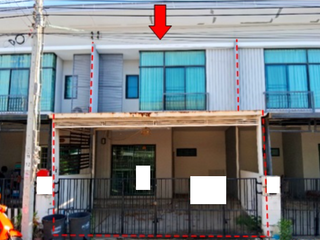 Reihenhaus zum Kauf mit 1 Zimmer in Bang Phli, Samut Prakan