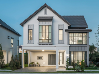 For sale 4 bedrooms house in Lat Krabang, Bangkok