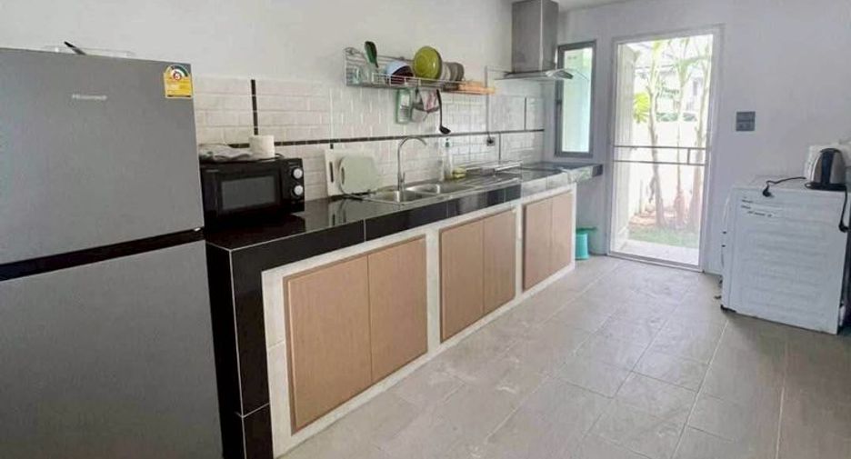 For sale 4 bedrooms house in Bang Lamung, Chonburi