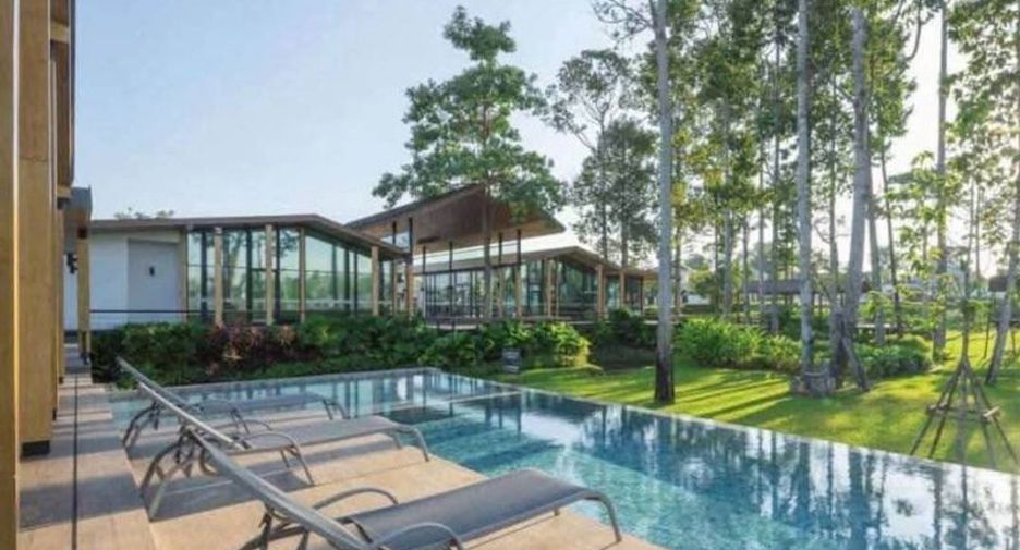 For sale 4 bedrooms house in Bang Lamung, Chonburi