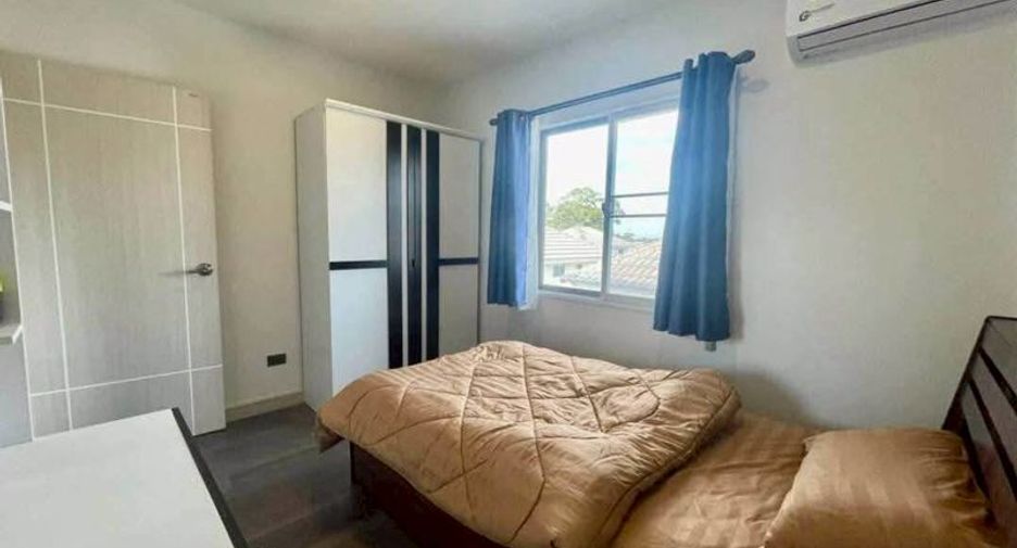 For sale 4 bedrooms house in Bang Lamung, Chonburi